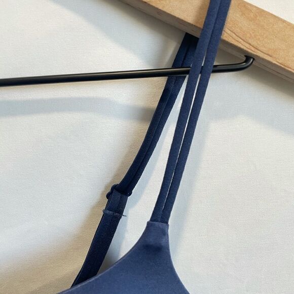 Victoria’s Secret blue bra padded adjustable - Picture 7 of 9